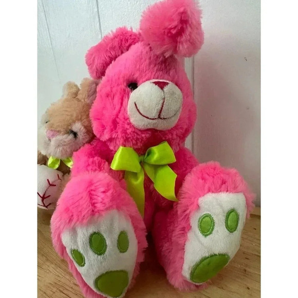 Dan Dee Collector’s Choice 2 Easter Bunny plushies - Picture 2 of 11